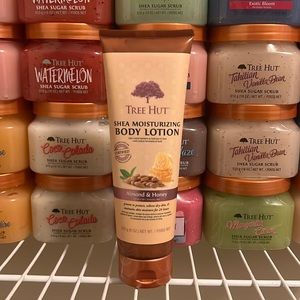 Tree Hut Almond & Honey Moisturizing Body Lotion